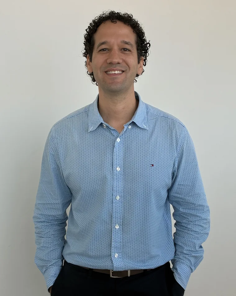 Dr. Marcio dos Santos Meira — Radiologia Intervencionista